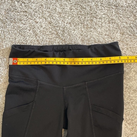 Champion Black and White Ankle Leggings with leg pockets Size Small - Picture 5 of 6